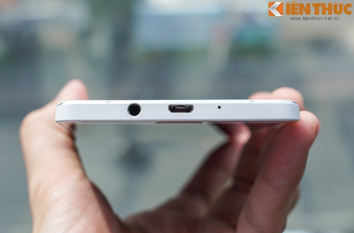 Trai nghiem dien thoai Samsung Galaxy A7 vua ban o Viet Nam-Hinh-8